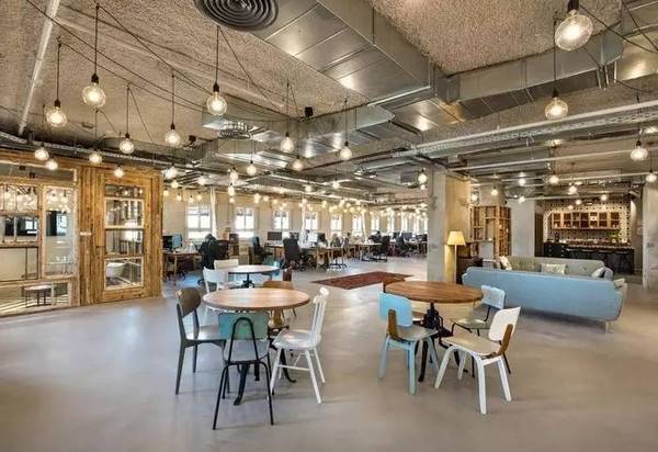 舊建筑詮釋現(xiàn)代辦公空間 | 特拉維夫Fiverr公司辦公空間設計