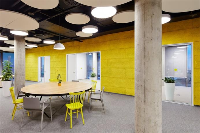 辦公空間，辦公室設(shè)計(jì)，科技公司辦公室設(shè)計(jì)，現(xiàn)代風(fēng)格辦公室，在線旅行社