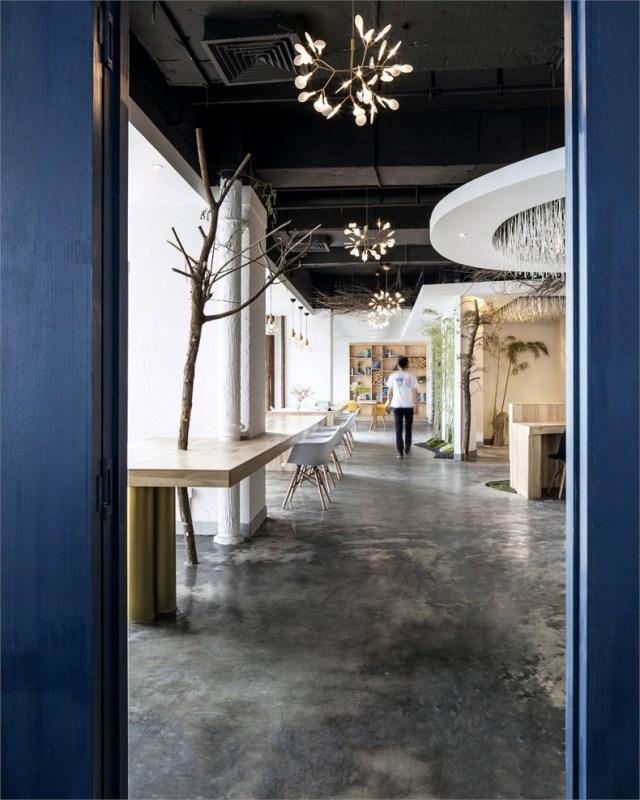 上善若水任方圓，＊＊人文氣息的辦公室設計