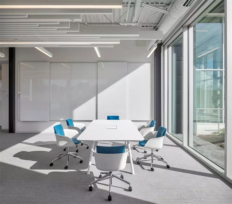 辦公室玻璃貼膜重要嗎！ 辦公室貼膜的好處有以下幾點(diǎn)